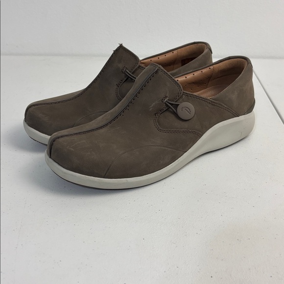 Clarks Unstructured Un Loop 2 Walk Womens Casual Slip-on Ortho Taupe Nubuck Sz 7 - Picture 2 of 11
